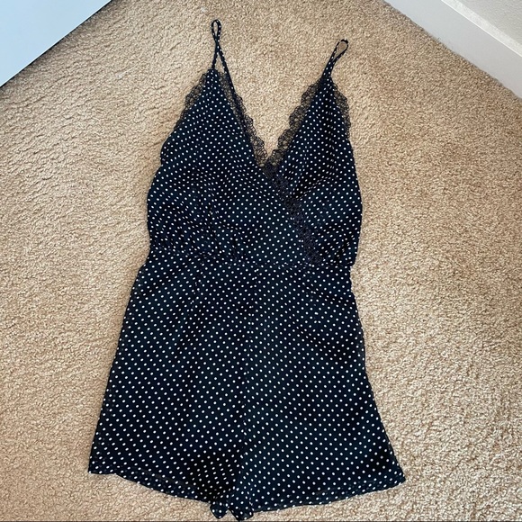 SHEIN POLKADOT LACE BLACKWHITE DOT ROMPER M - Picture 10 of 10